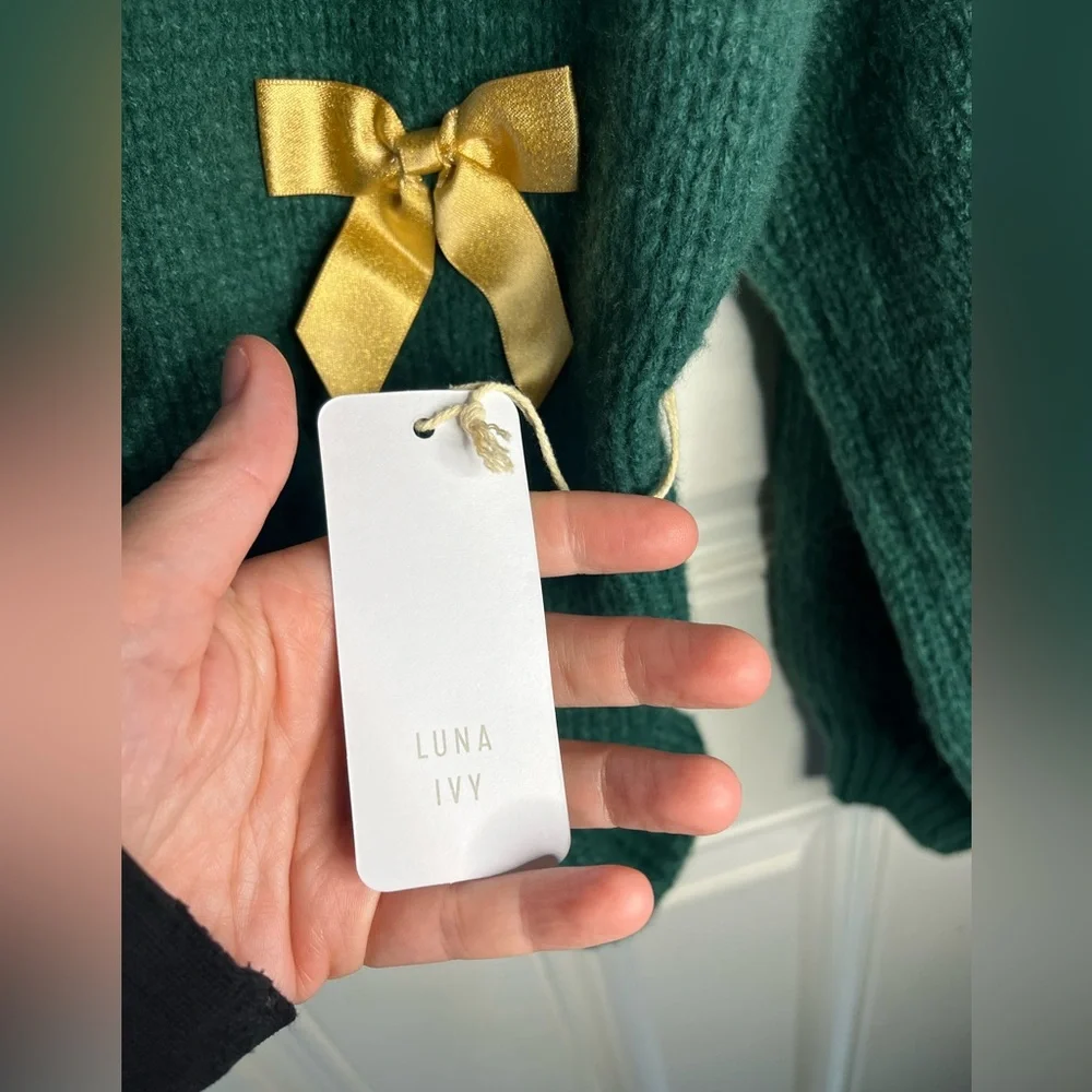 Anthropologie LUNA Ivy NEW forest green oversized cardigan gold bow small - Picture 5 of 7